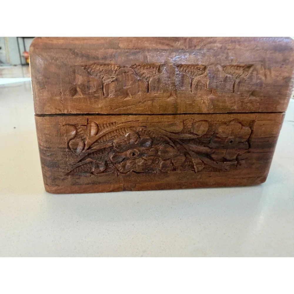 Vintage Hand Carved Wooden Trinket Box Floral‎ Inlay Jewelry Keepsake Box